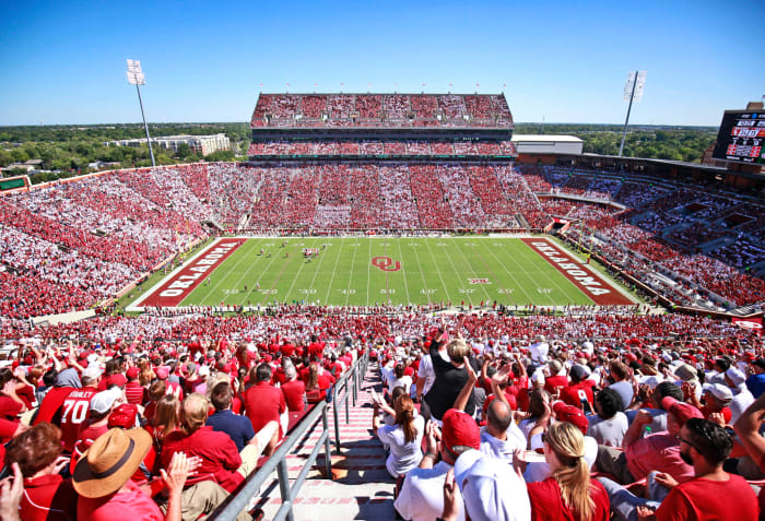 A general view of the Oklahoma Sooners football field.