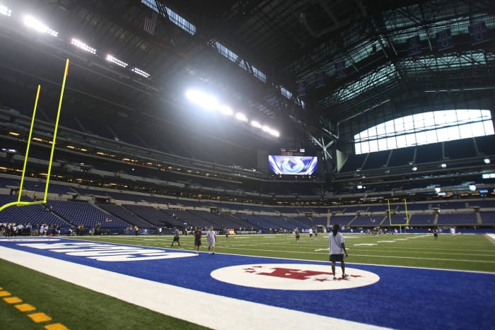 Vista del estadio de los Colts desde la zona de anotación.