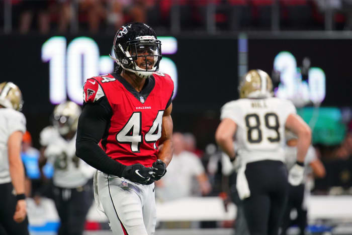 Vic Beasley Jr. celebrating during a Falcons game.