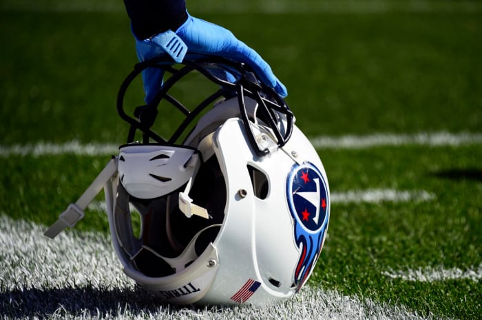 Tennessee Titans Player Reportedly Turned Himself In To Police Last ...