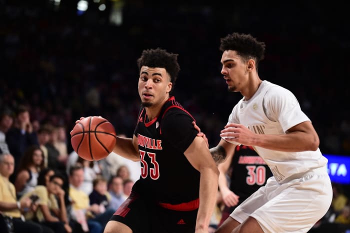 Jordan Nwora of the Louisville Cardinals.