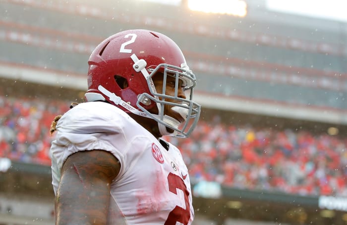 A closeup of Alabama RB Derrick Henry