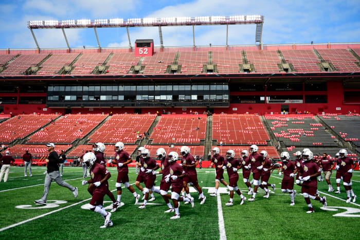 Texas State football players ahead of 2018 game at Rutgers.