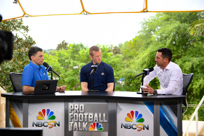Chris Simms on set with ProFootballTalk commenters.