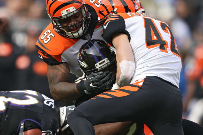 Bengals linebacker Vontaze Burfict records a tackle.