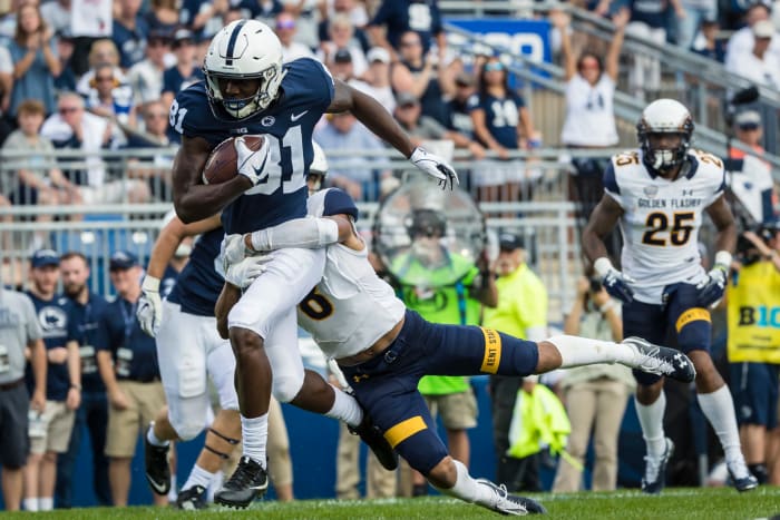 Cam Sullivan-Brown scores touchdown vs. Kent State.