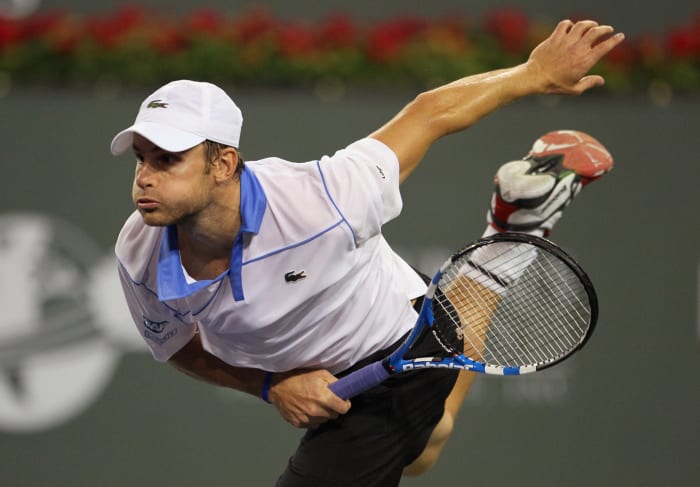 Andy Roddick serving the ball.