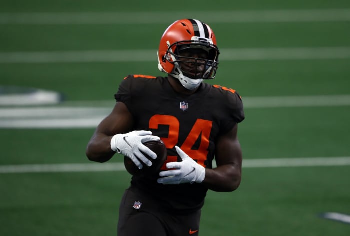 Browns running back Nick Chubb against the Cowboys.