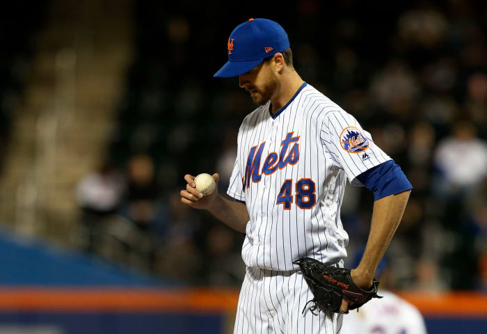 Jacob deGrom on the mound for the Mets.