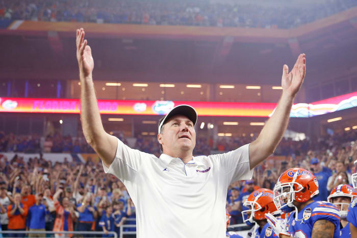 Florida football head coach Dan Mullen on the sideline.