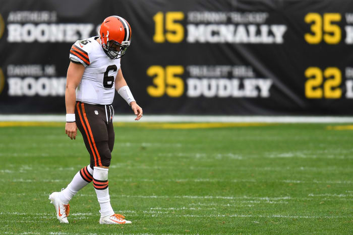 Cleveland Browns quarterback Baker Mayfield on the field.