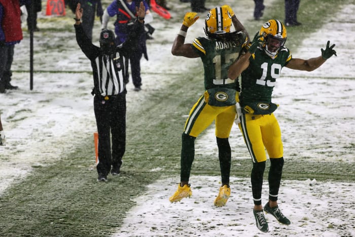 Green Bay Packers celebrate on Sunday Night Football.