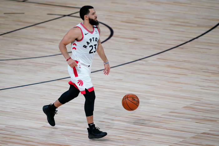 Fred VanVleet handles the ball for the Toronto Raptors.