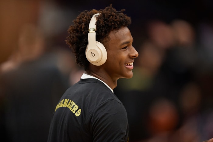 Bronny James warms up before a Sierra Canyon game.