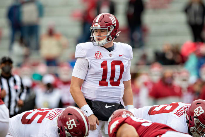 Mac Jones under center for Alabama.