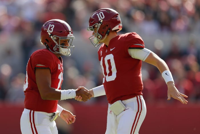 Alabama football quarterbacks Mac Jones and Tua Tagovailoa.