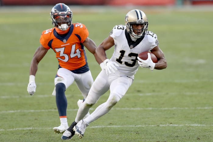 Michael Thomas catches a pass for the Saints.