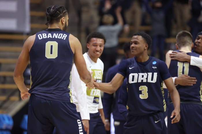 Oral Roberts celebrates win over Ohio State.