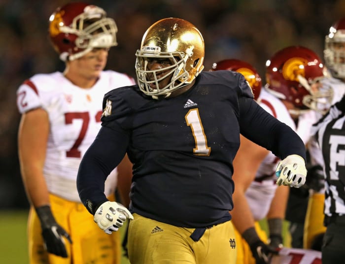 Louis Nix celebrates a play.