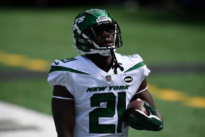 New York Jets running back Frank Gore on Sunday.