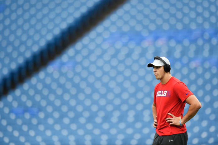 josh allen warms up for a Buffalo Bills game against the Tennessee Titans in October 2018.
