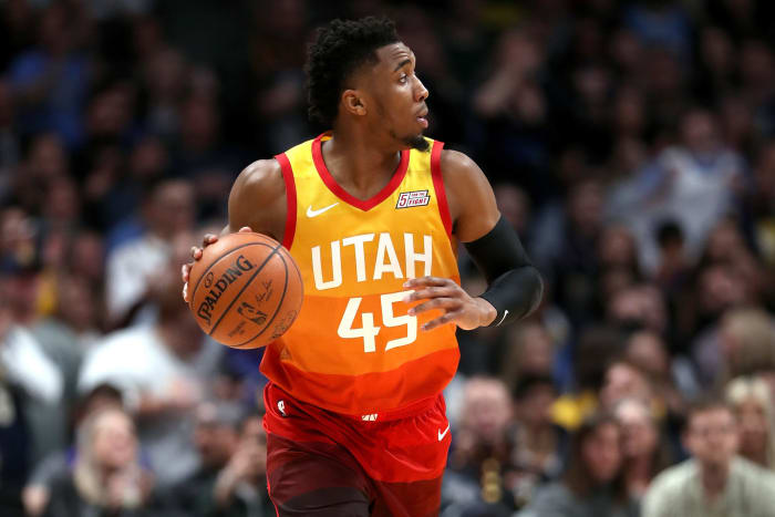 Donovan Mitchell in the Utah Jazz' alternate uniform.