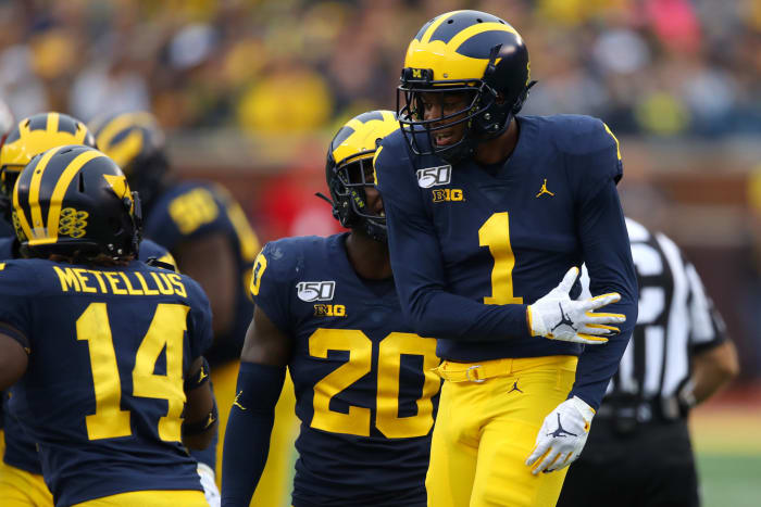 Ambry Thomas celebrates on the field.