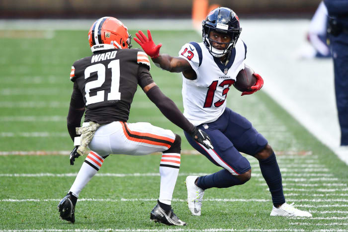 Denzel Ward defending Brandin Cooks.