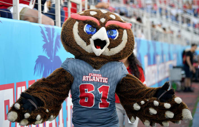 FAU's Football Team Is Loaded With Sons Of NFL Stars - The Spun