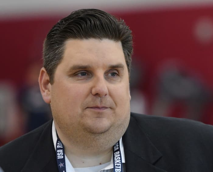 Brian Windhorst attends a practice session at the 2018 USA Basketball Men's National Team minicamp.