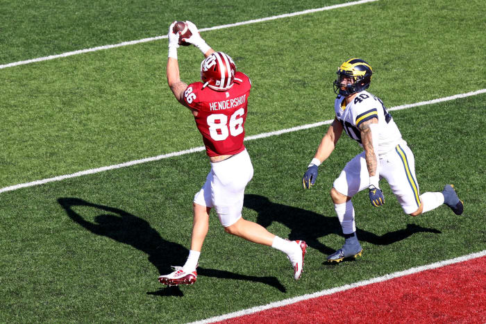 Ben Vansumeren makes a tackle.