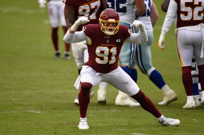 Ryan Kerrigan #91 of the Washington Football Team celebrates a sack