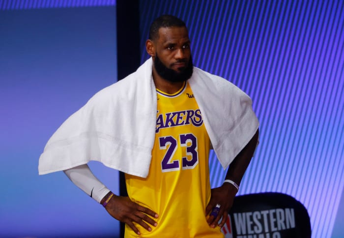 LeBron James looks on during the Lakers game.