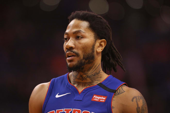 Pistons guard Derrick Rose on the court