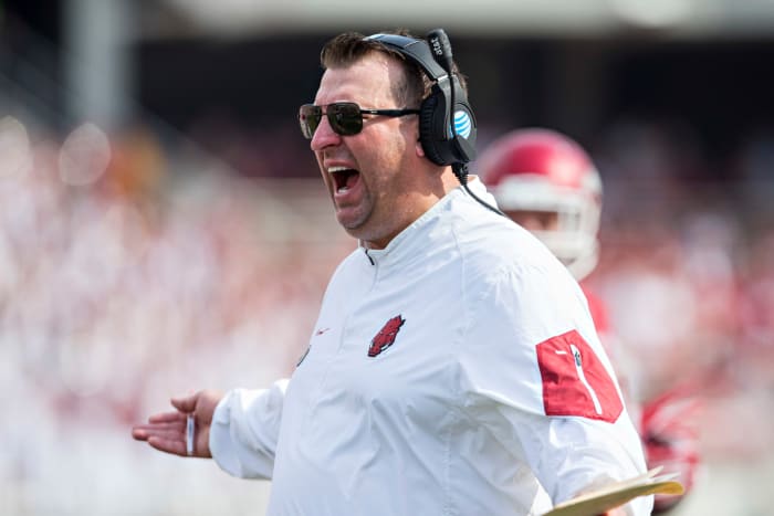 Bret Bielema reacting during an Arkansas football game.