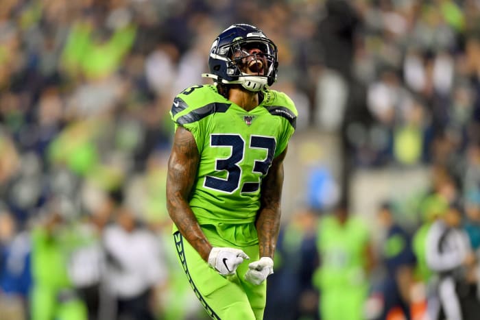 Tedric Thompson celebrates an interception