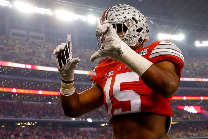 A closeup of Ezekiel Elliott celebrating a touchdown.