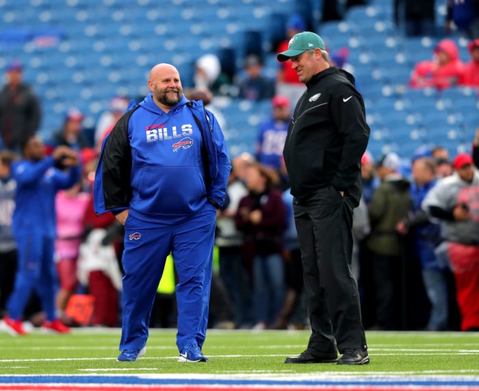 Bills OC Brian Daboll and Eagles head coach Doug Pederson.