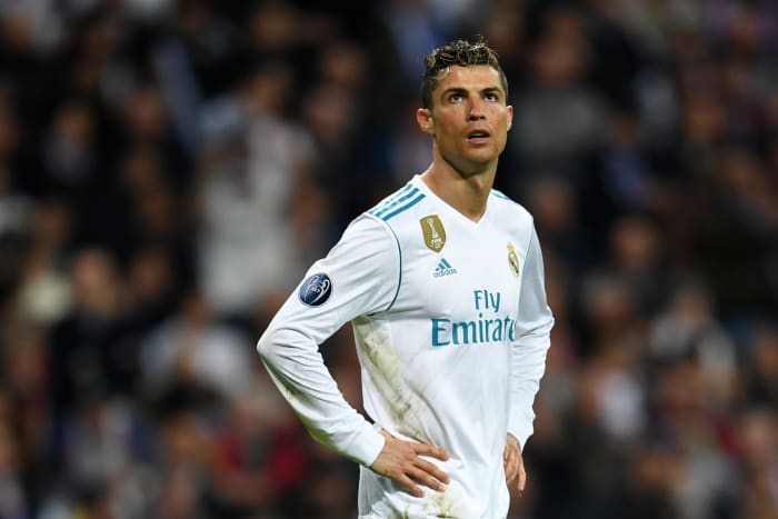 Soccer World Reacts To Cristiano Ronaldo Landing With New Team - The Spun