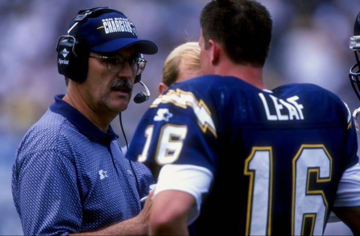 San Diego Chargers coach June Jones talks to quarterback Ryan Leaf.