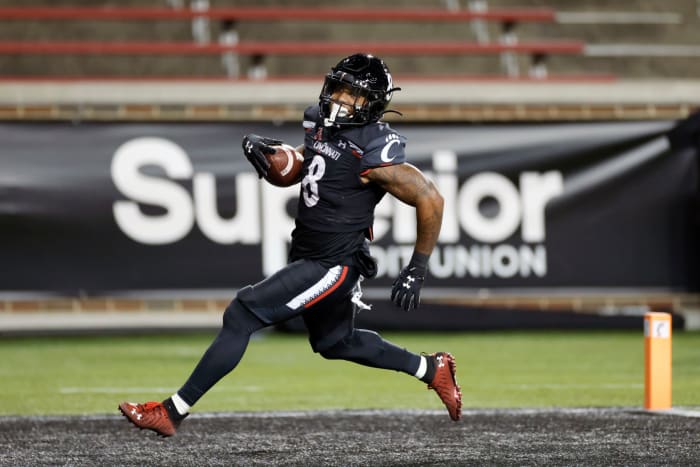 Jarell White returns an interception for a touchdown.