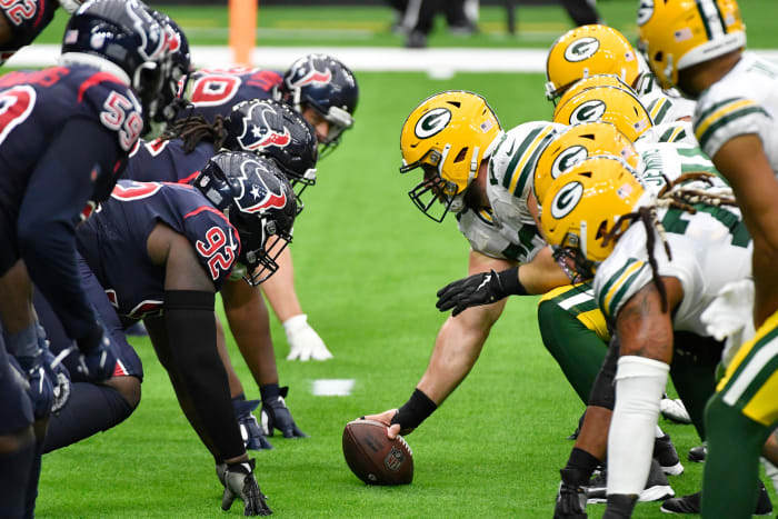 J.J. Watt lines up against the Green Bay Packers.