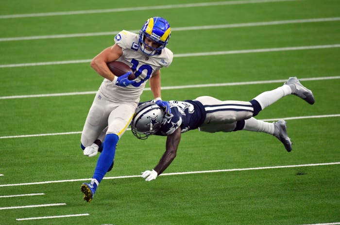 Cooper Kupp running with the football.
