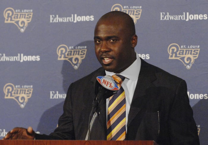 Marshall Faulk speaking to the media.