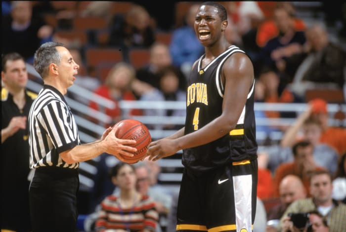 Iowa basketball forward Gen Worley fired up during a 2001 game.