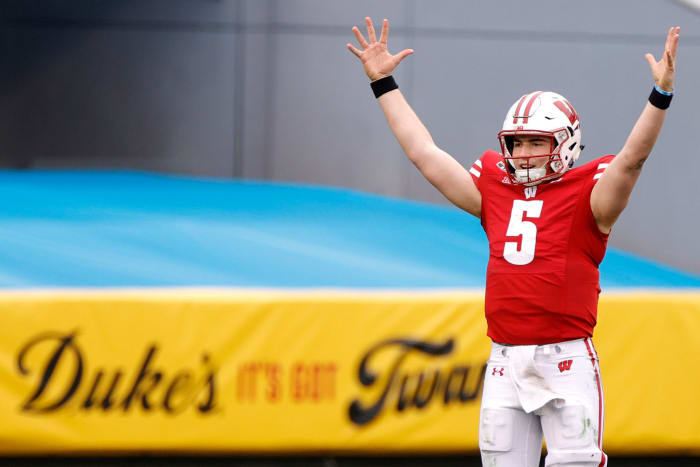 Wisconsin quarterback Graham Mertz celebrates a play.