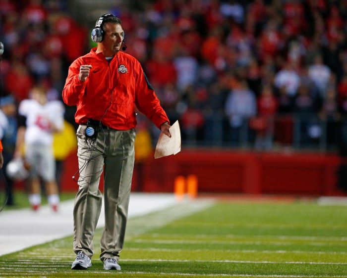 Urban Meyer reacting to an Ohio State football game.