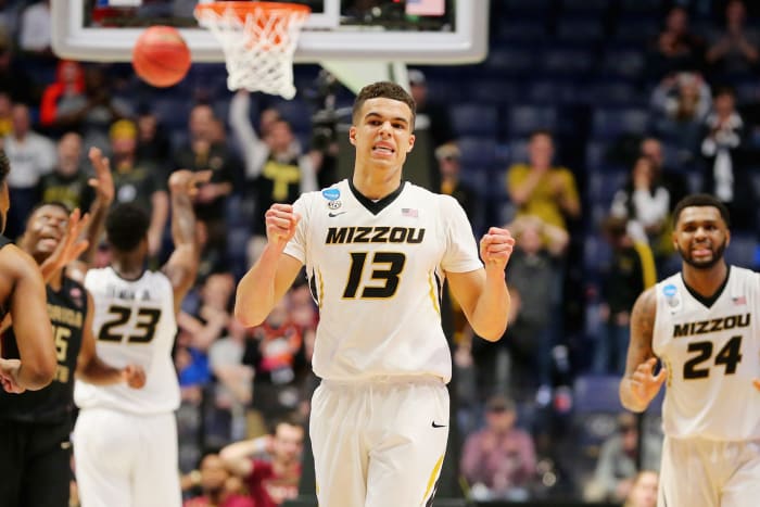 Michael Porter Jr. celebrating.