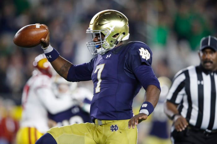 Brandon Wimbush celebrating after scoring a touchdown for Notre Dame.