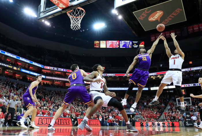 Louisville guard Christen Cunningham takes a shot vs. Lipscomb.